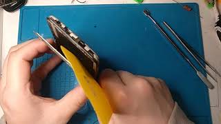 Xiaomi Redmi 6a разборка и замена экрана (дисплейного модуля)