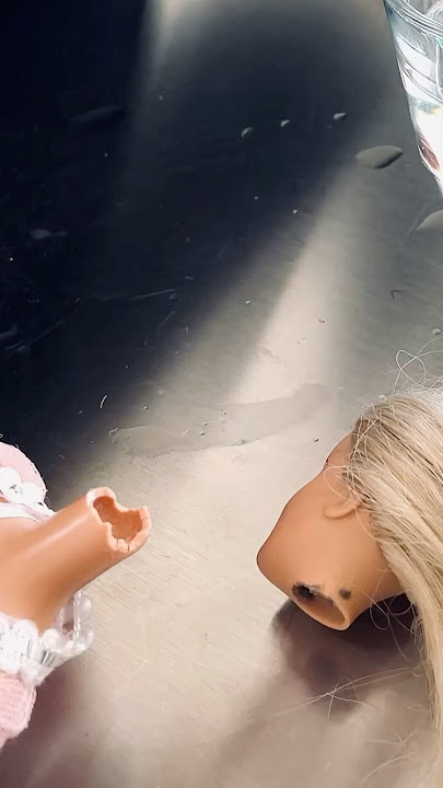 Kok rangga aylanguncha arqonlar bilan boglangan kokraklar Galuboi sexy