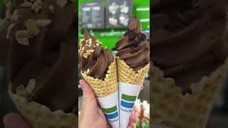 🍦🍫Sofuto ! Soft Ice Cream Family Mart Indonesia | Buncit Foodies
