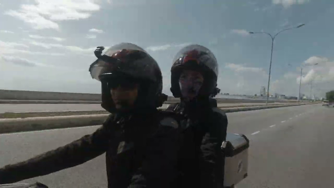 Suzuki V-Strom 650 Ride to Kuala Terengganu Then Port Dickson In 3 Days