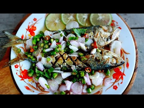 วีดีโอ: วิธีการปรุงปลาทูเค็มเบา ๆ อย่างรวดเร็วและอร่อยด้วยกลิ่นหอมรมควัน