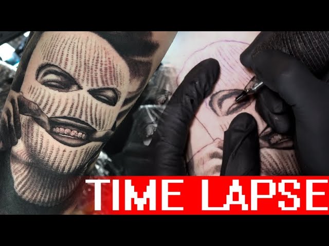 The ski mask - Tattoo time lapse 