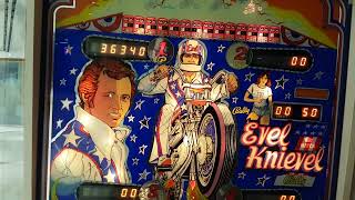 Download lagu Visiting Silverball Games Arcade Mp3 Video Mp4