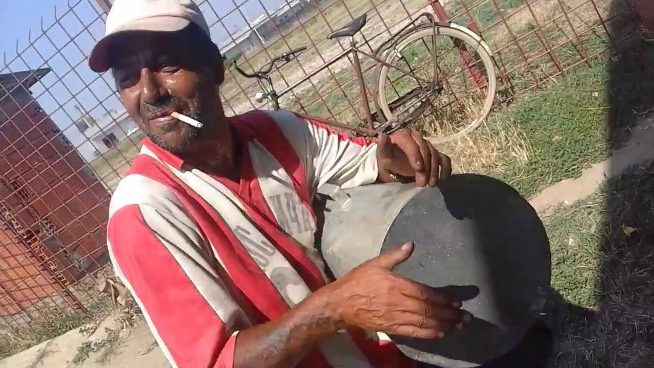 PODVORCE LESKOVAC SMESKE DO SMEKA DRUSVO TRI SMOSE BRALI 2017