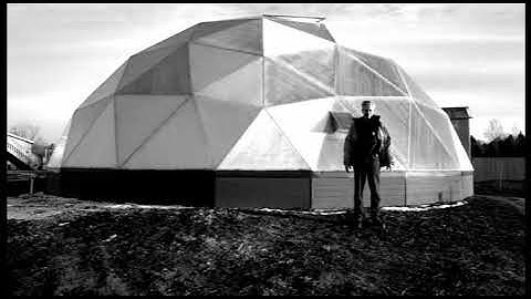 E - Pennies (Official Music Video)