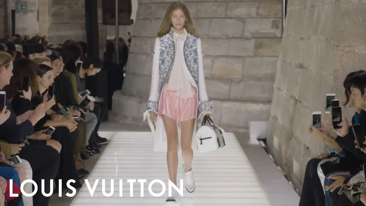 Paris Fashion Week Spring 2018: Louis Vuitton