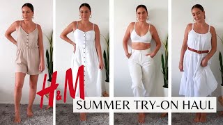 I'm obsessed with these new pieces i got from h&m. know it's a little
different what usually get but i've always wanted to have summer
dresse...