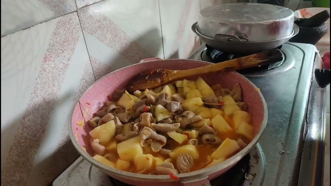 Perut Babi Masak Campur Buah Nenas//Homemade Cocking 