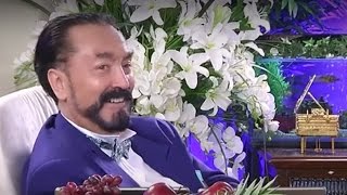 Adnan Oktar Gözlük Nerede? Dedi Ve Espri Geldi...