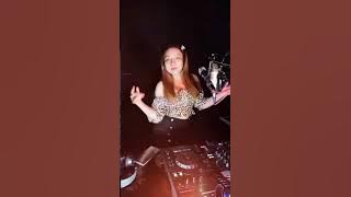 dj rere monique (pelas teri)