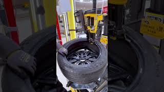 #carmaintanance #automobile #rotatingtire #tirechanger #tools #tires #mechanic #auto