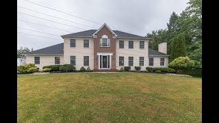 33 Barrington Dr video tour