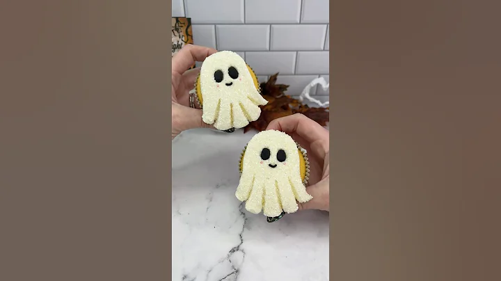 Sparkling ghosts 👻 #cakedbyrach #halloweencupcakes #cakeart #cupcake #cakedecorating #shortsfeed