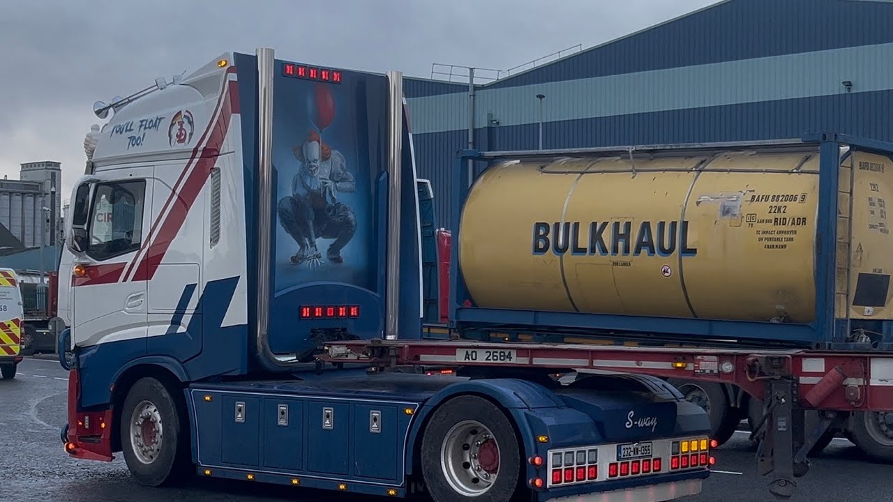 Truck Spotting in Ireland - December 2025 