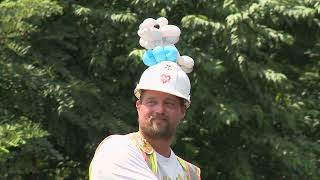 Construction flagger eases frustration with inflatable fun