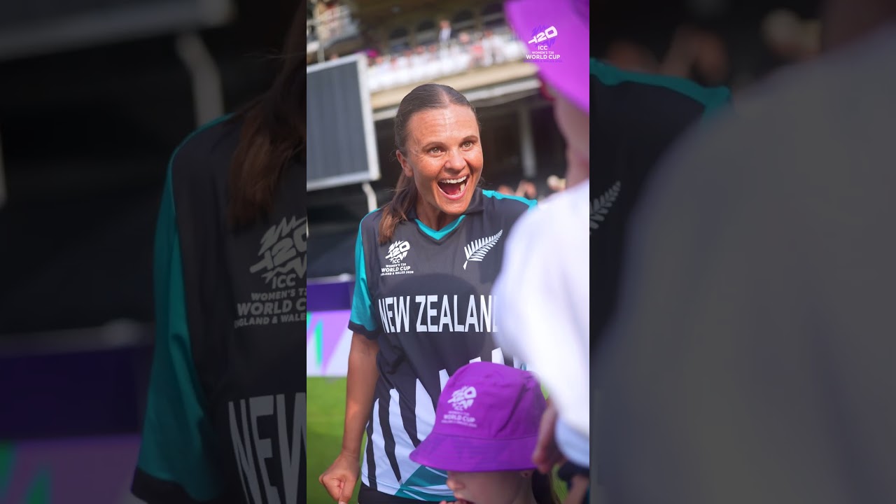 Sophie Devine, Suzie Bates and Lea Tahuhu gave memories that will last a lifetime 😍 #T20WorldCup