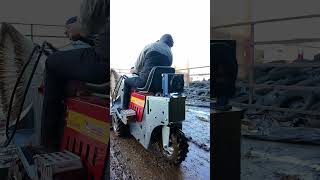 Powerful Westermann CM2 Scraper in Action