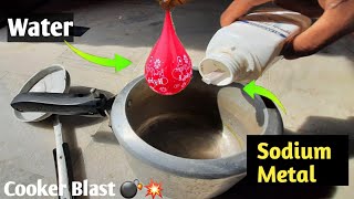 explosion sodium blast cooker pressure metal experiment