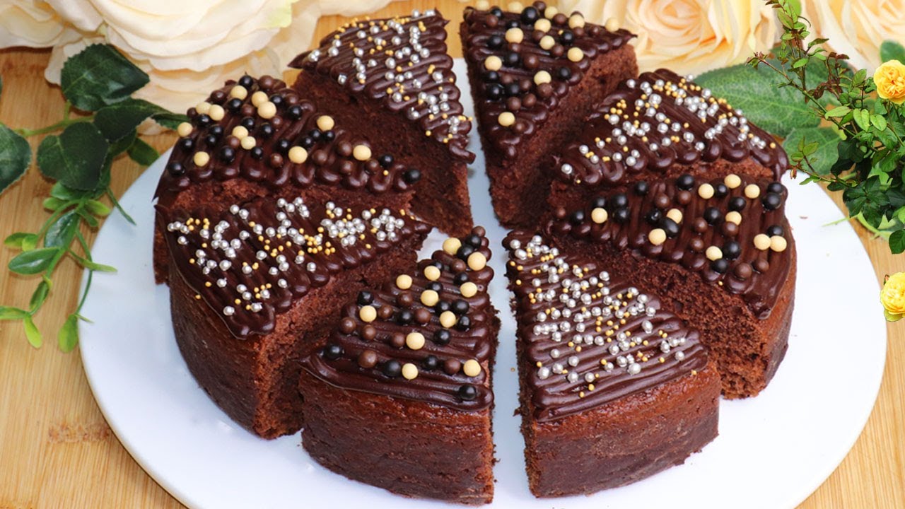 ببيضة واحدة وبدون حليب ولا فرن حضري كيكة الشكولاتة العجيبة بمكون سحري لن يخطر على بالك كتجي طالعة