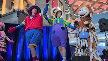 Feliz navidad! Complexe Desjardins 2025! Ribambelle et les Z de Noël