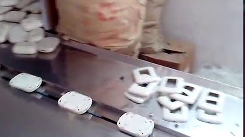 Electrical Wall Sockets Horizontal Flow Packaging Machine