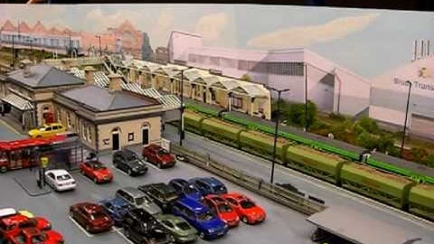 T71-V07-Class 60 and Turbostar OO Gauge Layout at Peterborough 2008