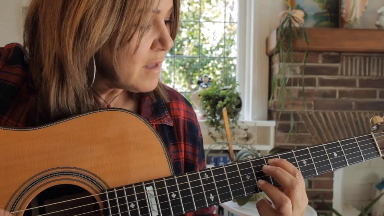 Kiwi songwriter reflects on writing Genie in a Bottle