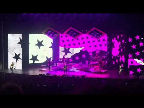The Chicks “Gaslighter” Tour | Las Vegas  Concert Clips