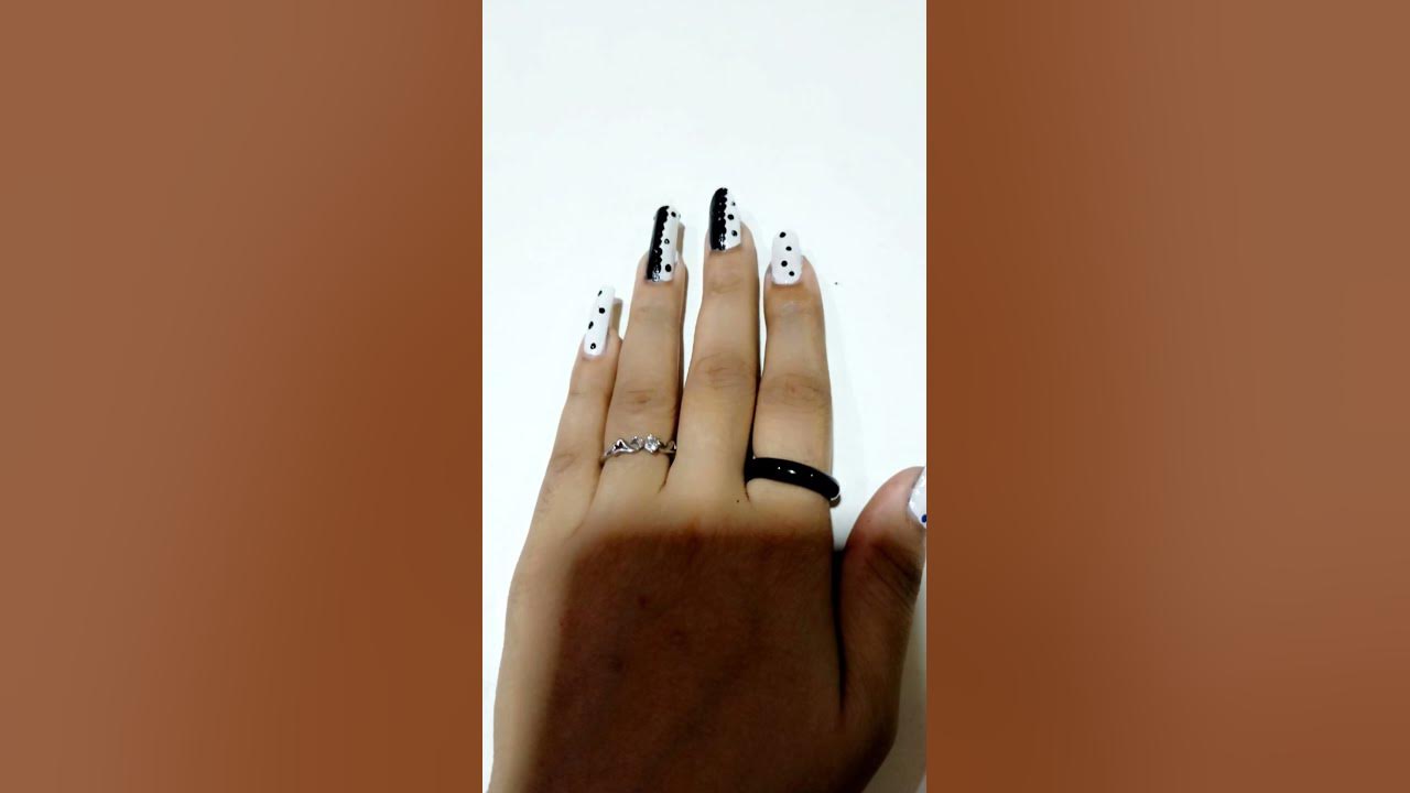 3. Simple Black and White Nail Designs - wide 7