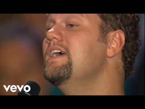 Bill & Gloria Gaither - O Holy Night (Live) ft. David Phelps