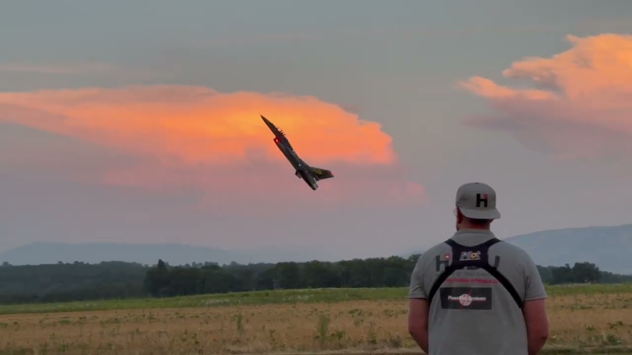 F-16 1/5 Jet Pilot-RC  // Atmospheric Twilight Flight Amazing Scenery // Teampilot Anthony Rossetti