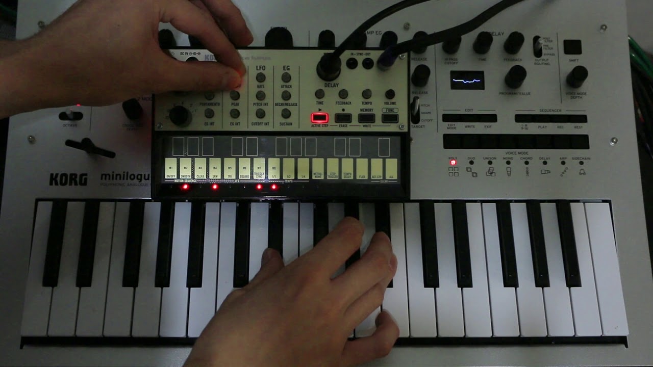 Korg minilogue + korg volca keys
