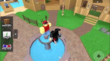 1v1ing my friend! Roblox Murder Mystery 2 (mm2)
