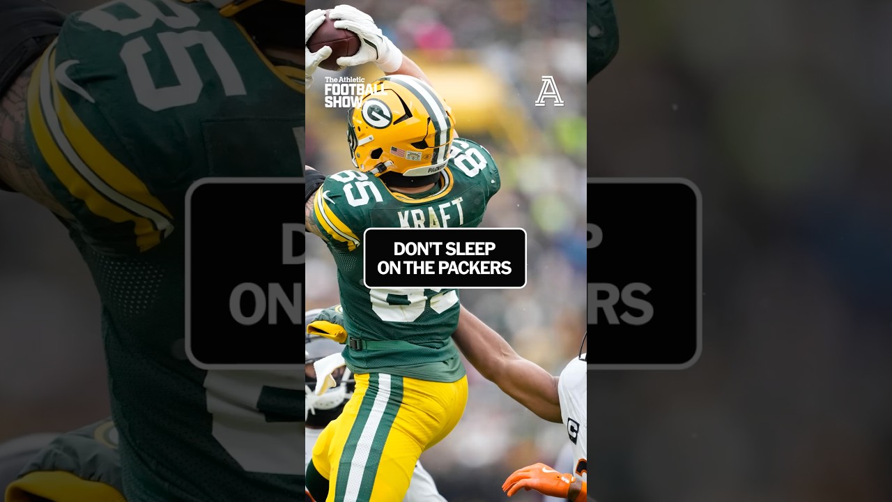 Tucker Kraft is 'MOVING FREIGHT TRAIN' for Green Bay Packers 🚂