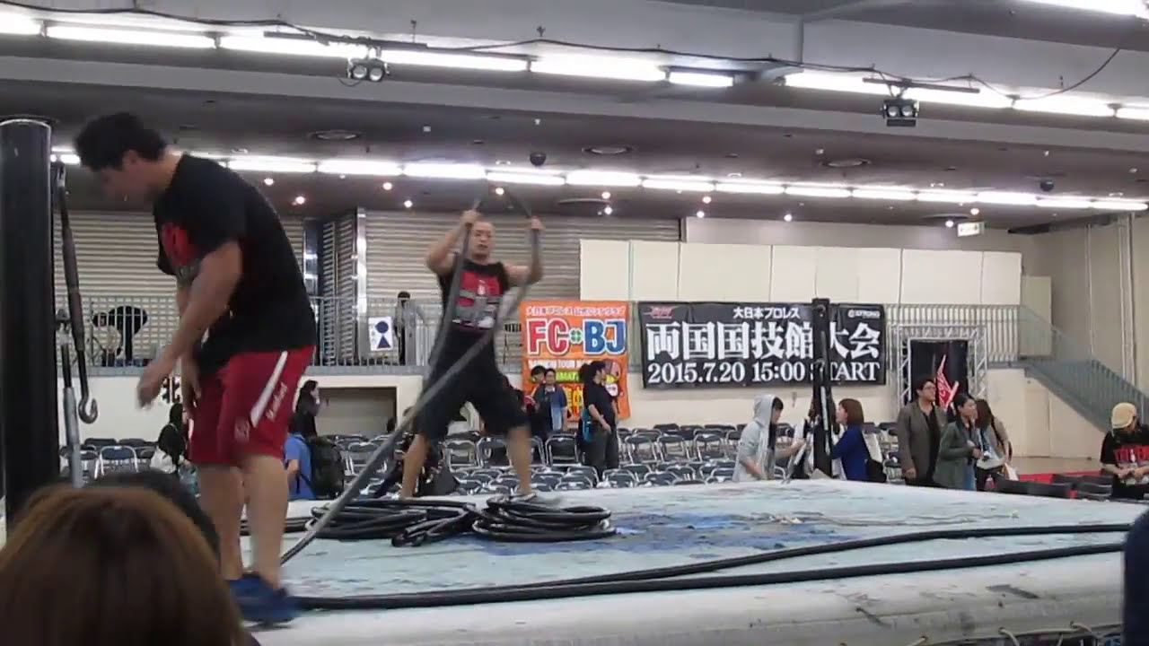 大日本プロレス札幌テイセンホールラストマッチ テキパキとリングをかたす選手たち Youtube