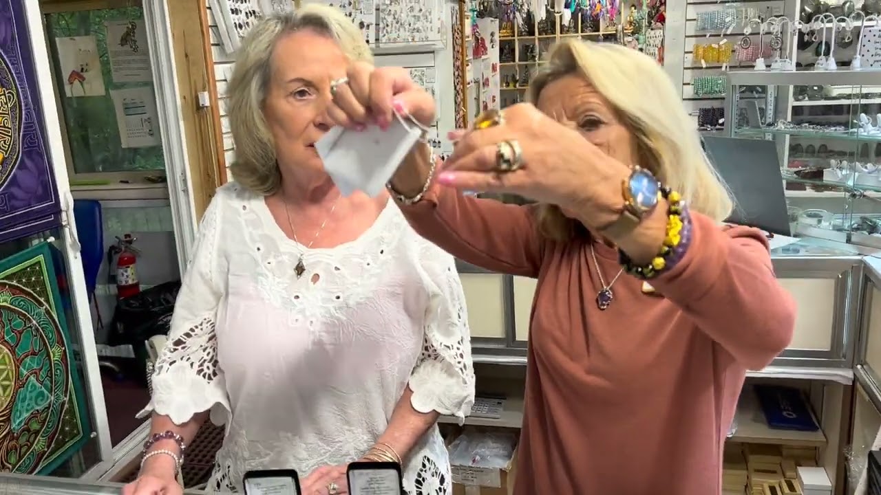 Better than Diamonds - Very RARE feature: Phenacite