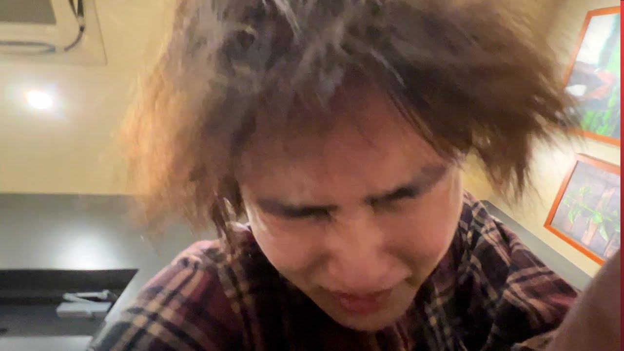 兄が事故に。弟は助けてくれる？