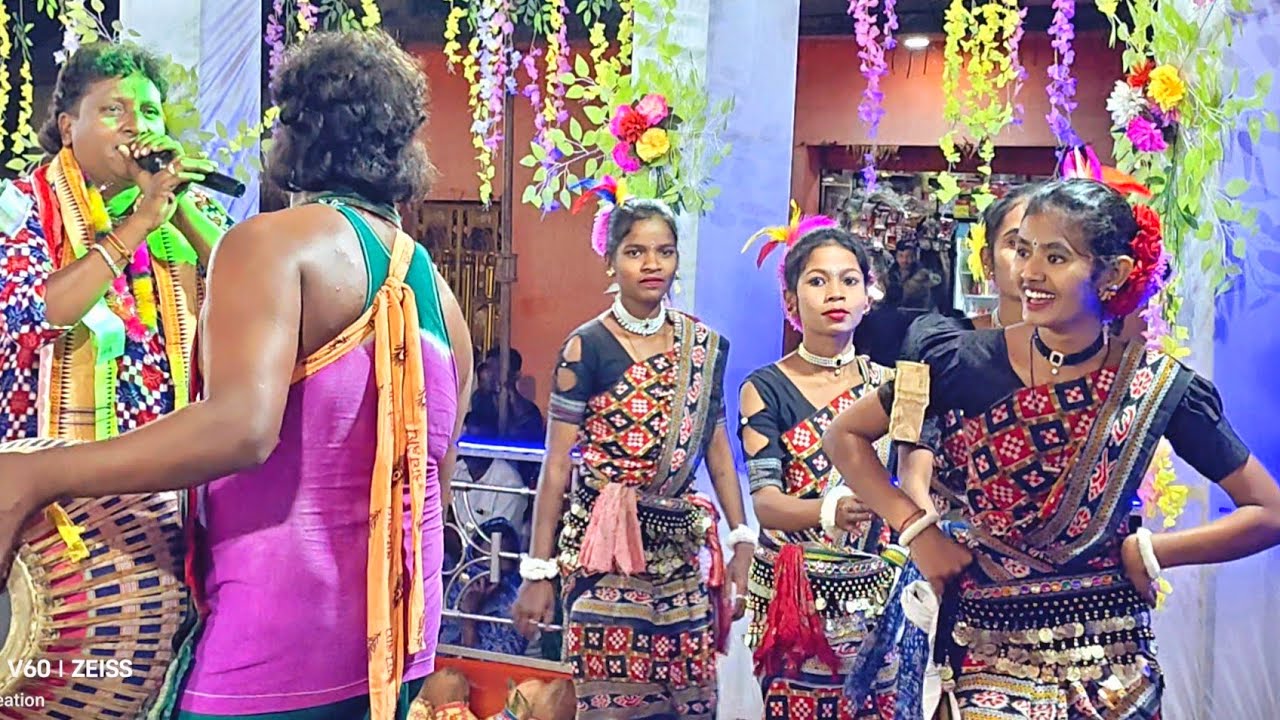 ଲଷ୍ମୀ ସ୍ୱାଙ୍ଗ ସୁରେ ଗୁରୁ ଶ୍ରୀ ବ୍ରଜ ହଂସ ଙ୍କ ମଧୁର କଣ୍ଠ ରେ, Jandramunda Krishna ledies kirtan ...