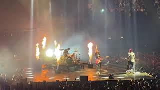 Blink-182 « Anthem Part Two » (live Paris Bercy, le 09/10/2023)