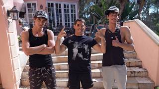 Surfing With Santacruz