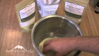 How to Make Herbal Tooth Powder