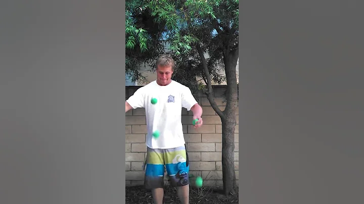 Amazing juggling trick