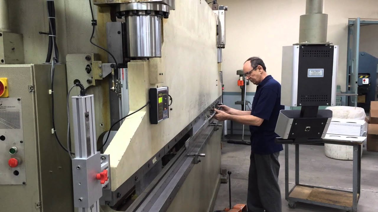 Donewell Press Brake CNC Control Retrofit - YouTube