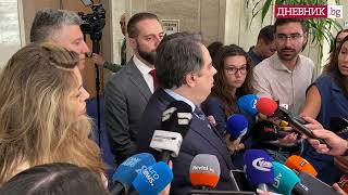 видео: Асен Василев: МВР излъга за случилото се в Русе с полицейския началник, министърът да подаде оставка картинка: Асен Василев: МВР излъга за случилото се в Русе с полицейския началник, министърът да подаде оставка