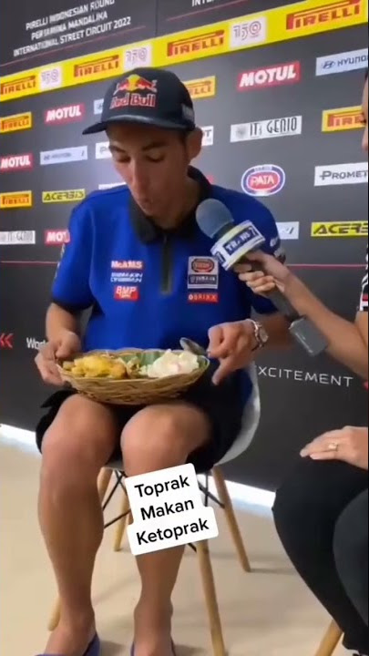 Moment Toprak makan ketoprak di superbike 😅 #superbike #shorts #shortvideo #motogp #2022 #mandalika