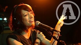 Video thumbnail of "Sister Sparrow & The Dirty Birds - Mama Knows | Audiotree Live"