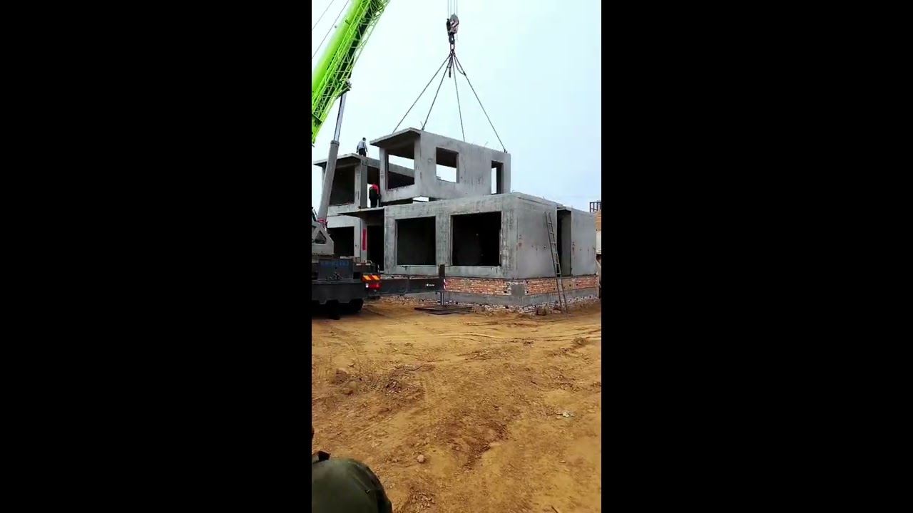 Integrated Housing For Easy Construction Process Good Tools And Machinery Make Work