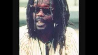 peter tosh Free Ganja (na goa jail)