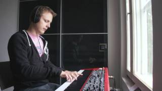 Video thumbnail of "Uniklubi - Huomenna - Piano Cover - HD Quality"