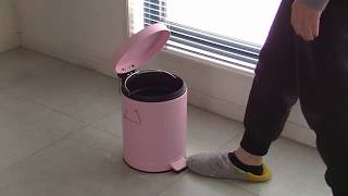 ゴミ箱　ペダルペール　クラウス